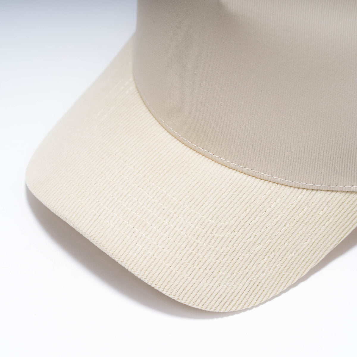 GORRA 5 PANELES CURVA PANA
