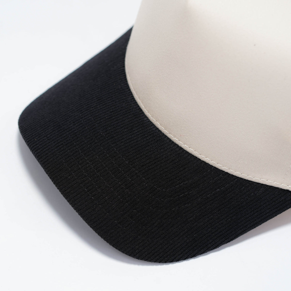 GORRA 5 PANELES CURVA PANA