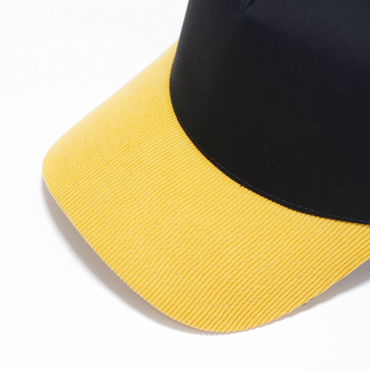 GORRA 5 PANELES CURVA PANA