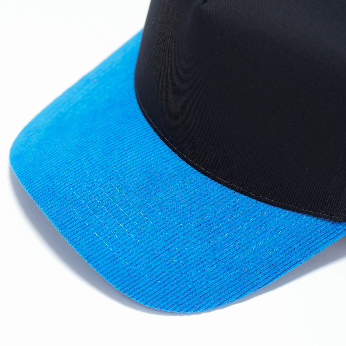 GORRA 5 PANELES CURVA PANA
