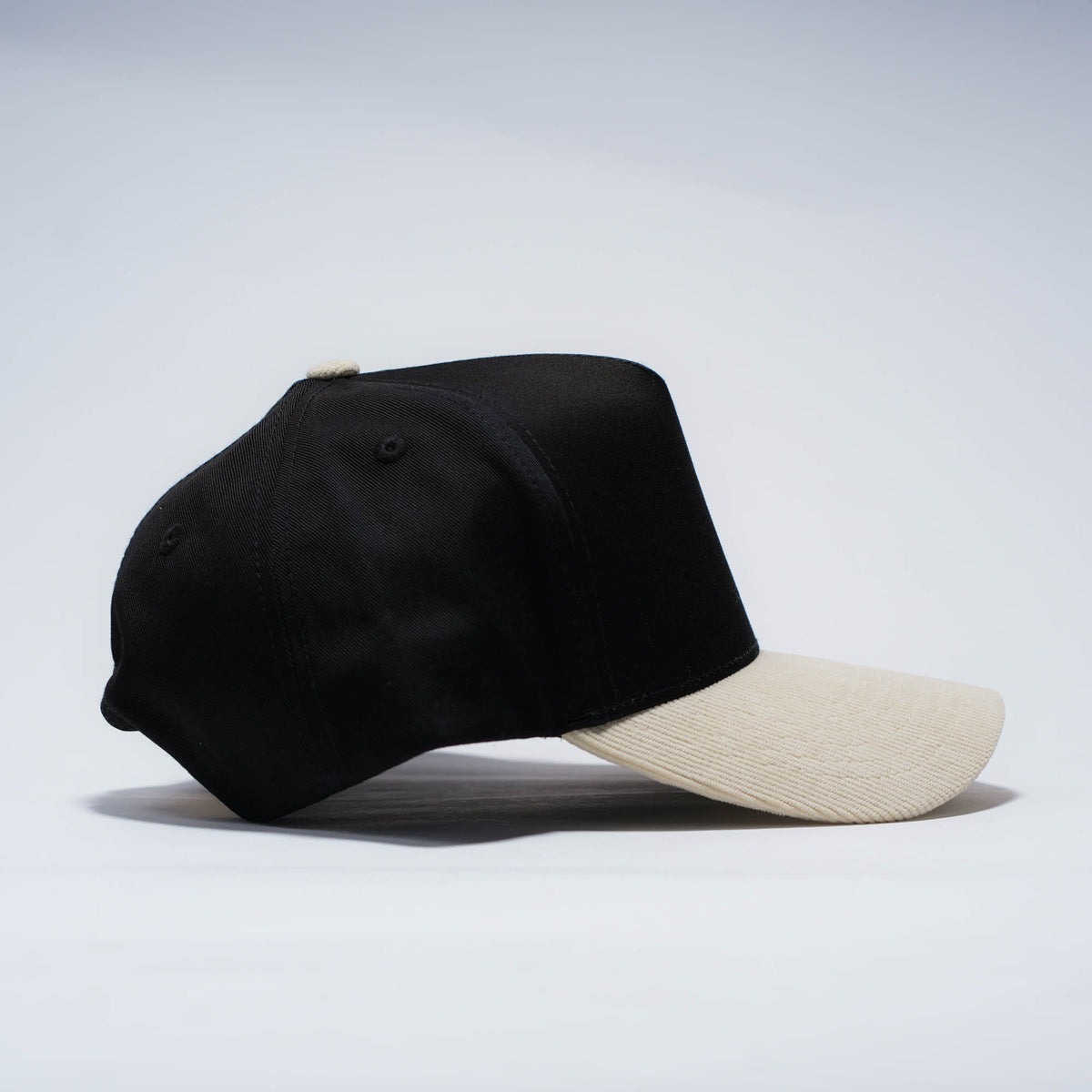 GORRA 5 PANELES CURVA PANA