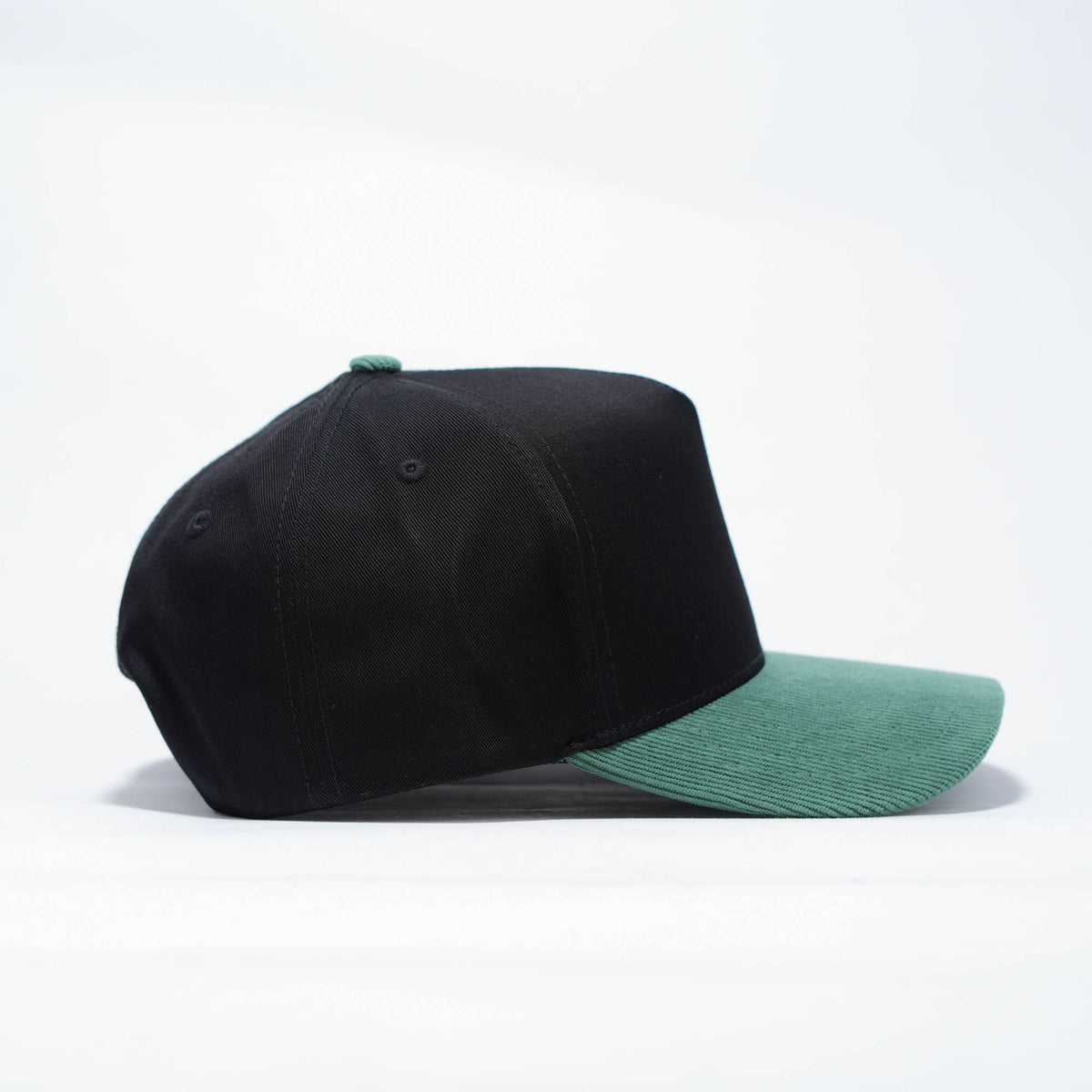 GORRA 5 PANELES CURVA PANA